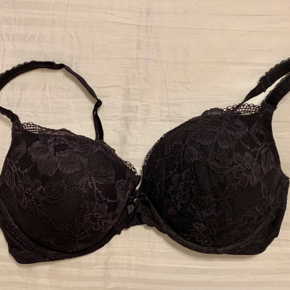 Victoria’s Secret Body by Victoria Push-Up Bra